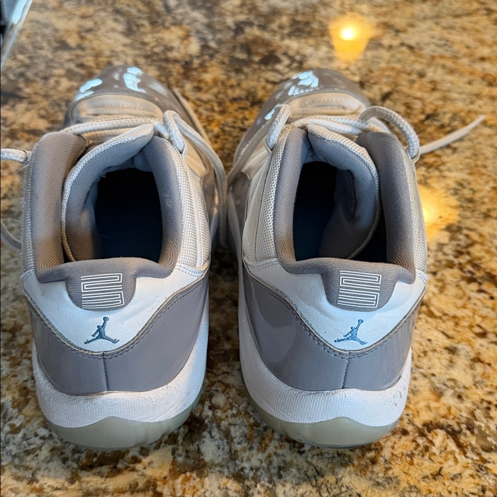 COPY - Nike Jordans - Picture 6 of 10